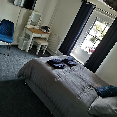 Red Lion Rooms - Self Check In Dalton in Furness Kültér fotó